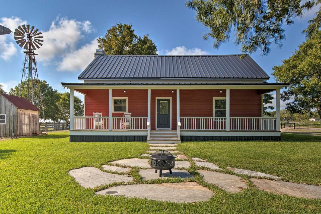 Peaceful Schulenburg Farmhouse With Fire Pit And Grill Eksteriør bilde