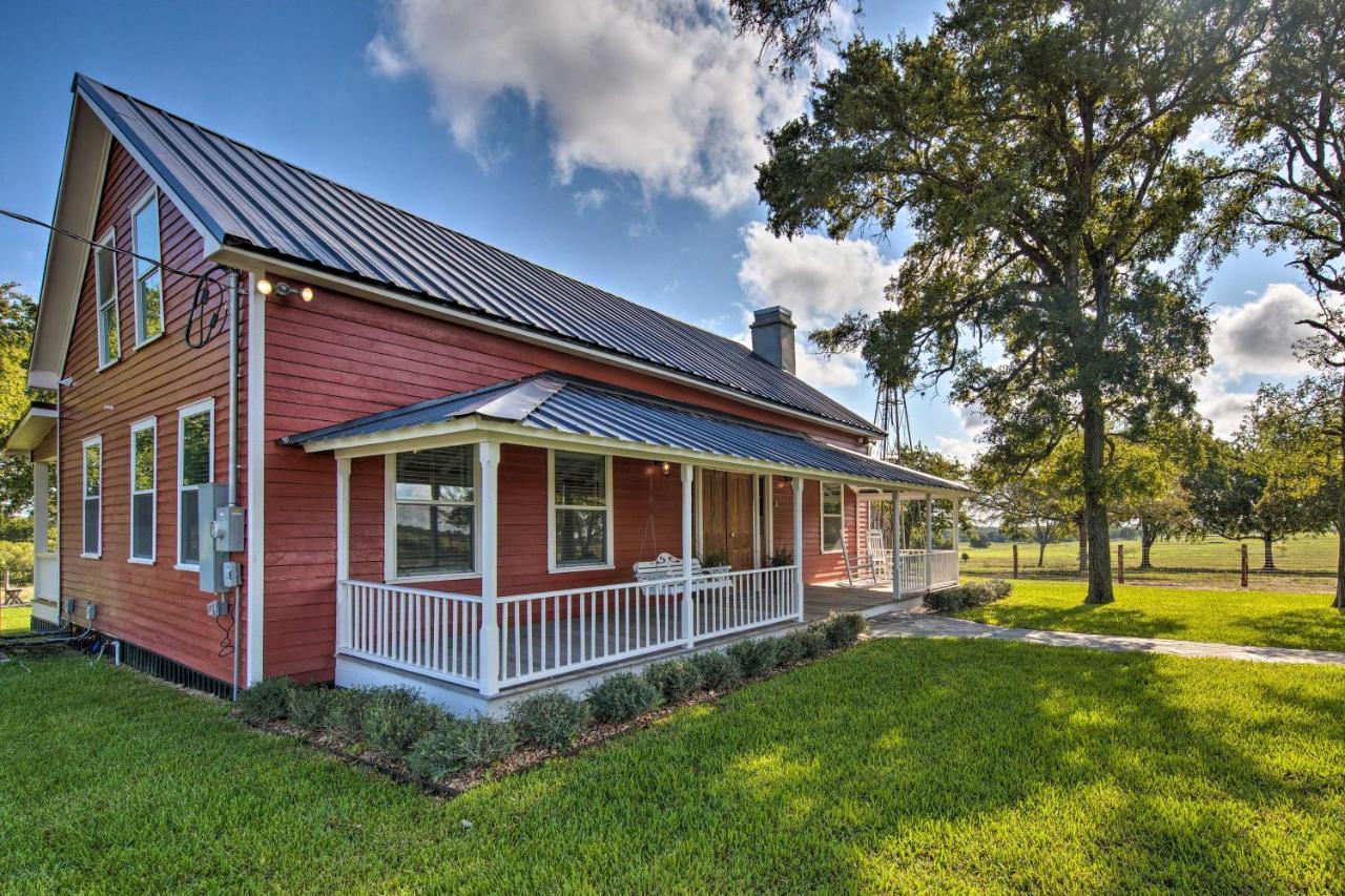 Peaceful Schulenburg Farmhouse With Fire Pit And Grill Eksteriør bilde